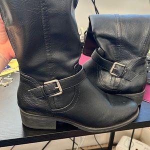 Croft and Borrow knee high boots